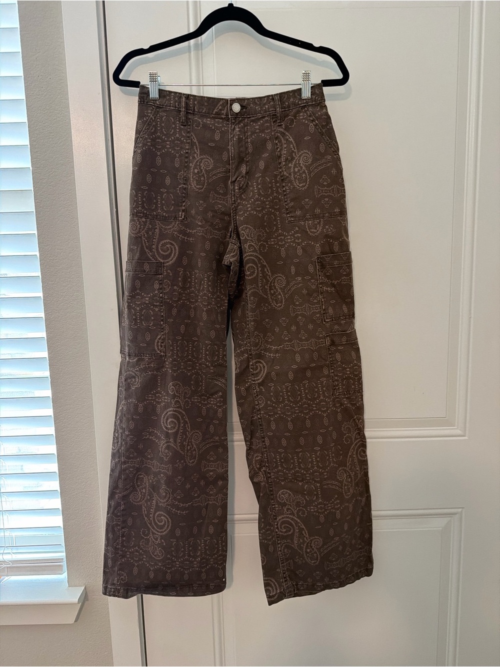 No Boundaries Brown Paisley Cargo Pants